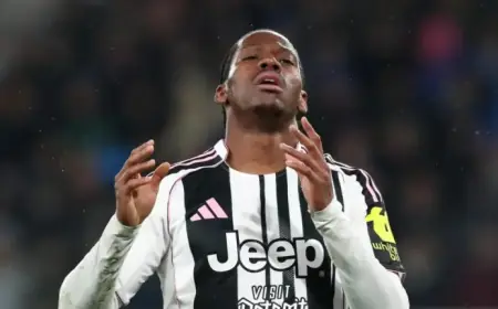 David Withdraws from Galatasaray Match; Thuram Ready to Play