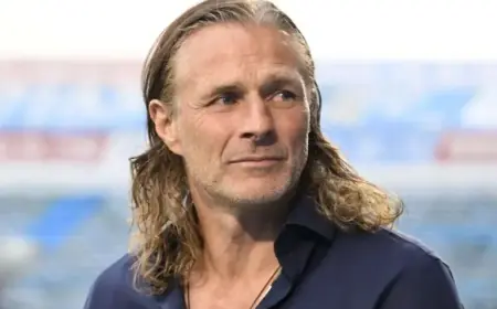 Ainsworth Urges Gillingham to Rally as Games Dwindle