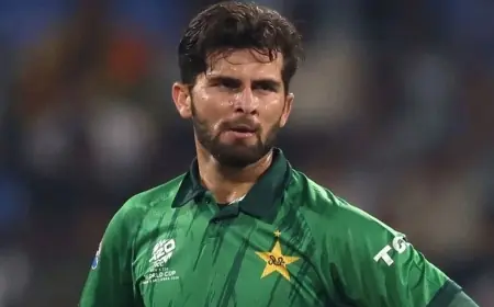 Mohammad Amir Urges salman mirza Pick Over Shaheen Afridi Ahead of India Clash