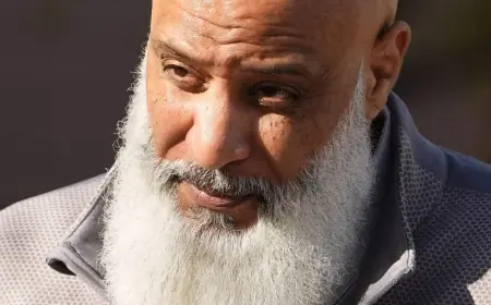 tony clark resignation reverberates through MLBPA as leadership scramble begins