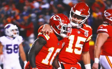 Why Chiefs Shouldn't Seek tyreek hill Reunion: Nostalgia Will Get You In Trouble