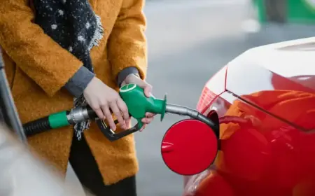 Fuel Price Drop Spurs Inflation Decrease to 3%, Aiding Interest Rate Cuts