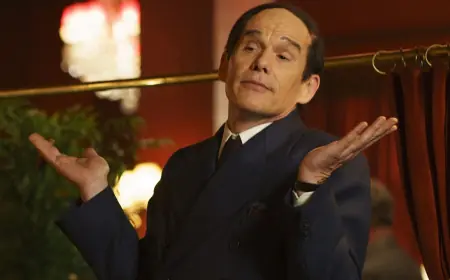 Blue Moon Joins Streaming Roster as ethan hawke Garners Oscar Buzz for Lorenz Hart Turn