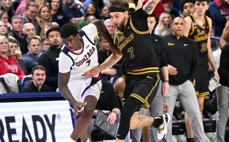 gonzaga vs san francisco: Zags back on the road, chasing 35th straight series win in late-night rematch