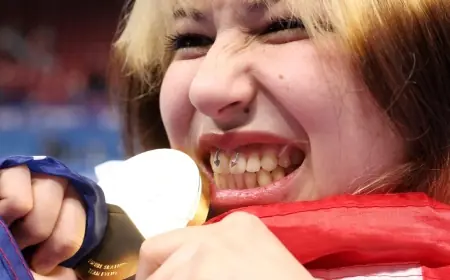 Alysa Liu Teeth detail sparks conversation as skater sits third, eyes free skate