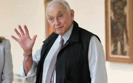 Billionaire Les Wexner Claims Jeffrey Epstein Deceived Him