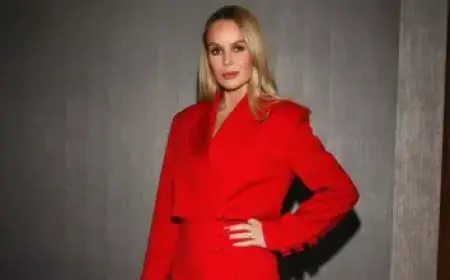 Selena Gomez Brings Back Vintage Jeans Trend Amid Slim Denim Era