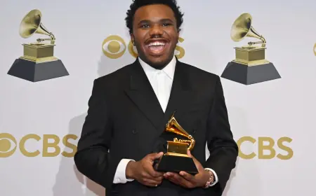 Baby Keem Announces Album Signings Ahead of Ca$ino Release