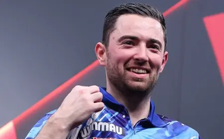 Jonny Clayton Rises to Early Premier League Lead After Glasgow Night — Momentum Shift for the Tour