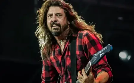 Dave Grohl on Gradual Decision to Fire Foo Fighters Drummer Josh Freese