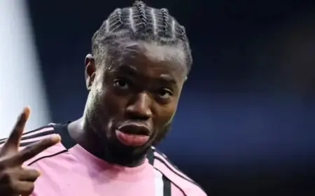 Abdul Fatawu Missing from Gary Rowett’s Leicester City Line-Up Against Stoke