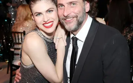 Alexandra Daddario and Andrew Form Split After Three Years of Marriage (alexandra daddario)
