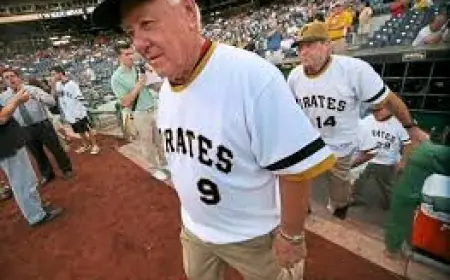 Bill Mazeroski, Baseball Hall of Famer and Pirates Legend, Dies at 89