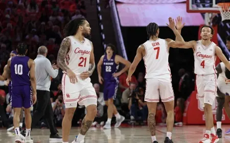 Kelvin Sampson on Houston Cougars' Magazine Cover and Coaching Philosophy