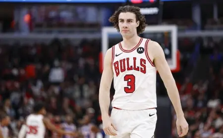 Jalen Smith averages 10.1 points as Bulls brace for backcourt returns
