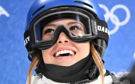 Gu Advances to Olympic Halfpipe Final Despite Qualifier Crash