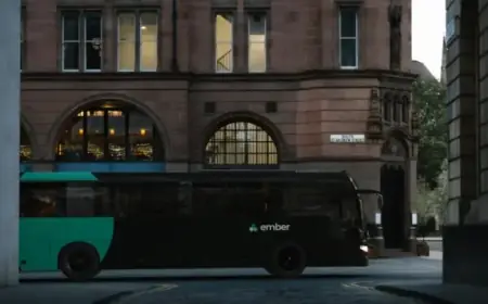 Electric Bus Service Connects Scottish City to Charming Coastal Town