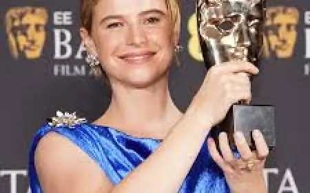 Jessie Buckley makes Bafta history with best actress win