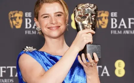 Emma Stone and Irish hopes as Jessie Buckley triumphs at the BAFTAs