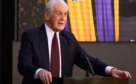 Lakers Unveil Pat Riley Statue as LeBron, Riley Reflect on What Might Have Been in Miami