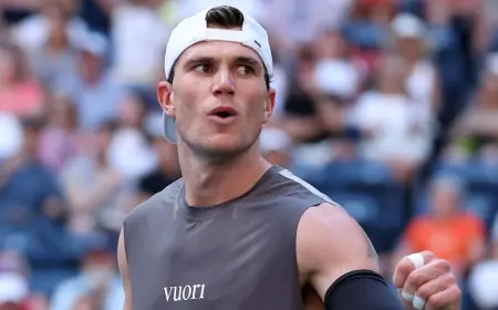 Jack Draper: British number one makes winning return to ATP Tour in Dubai and unveils striking new look