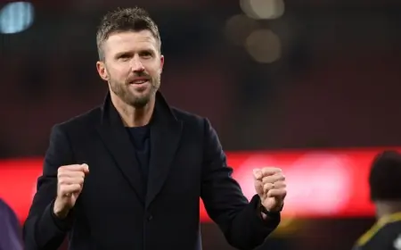 Michael Carrick urged to start Matheus Cunha over Benjamin Šeško — how United's forward balance could shift