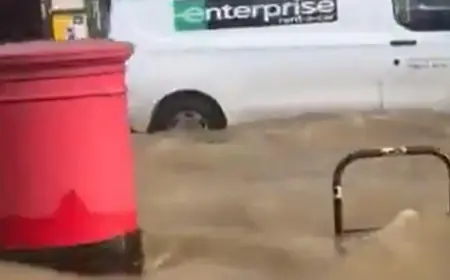 Caledonian Road flooding: how shoppers, drivers and nearby residents are being hit after a burst water main