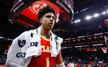 Jalen Johnson Exits Early with Left Hip Flexor Injury vs. Wizards