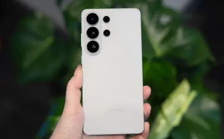 Samsung bets on built-in Privacy Display with Galaxy S26 Ultra as preorders open