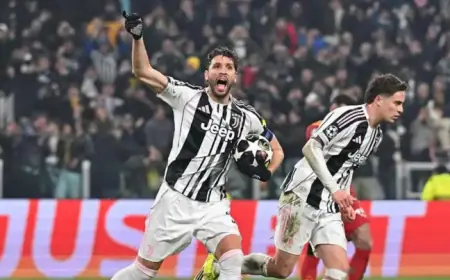 Juventus Leads Galatasaray 1-0 at Halftime in Champions League Clash