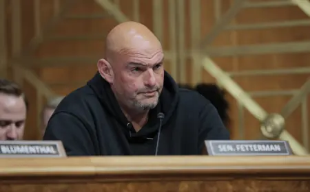 Fetterman Slams Democrats After People's State of the Union Splits Party at Record-Breaking SOTU