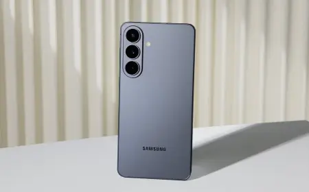 Samsung S26 Ultra debuts as the first phone that other people can’t see