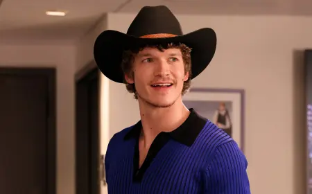 Connor Storrie’s Accent Duel on SNL Teaser Amplifies His Breakout Trajectory — Fans and Casting Rooms Take Notice