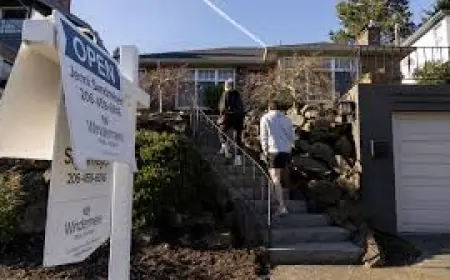 Mortgage Rates Today: 30-Year Falls to Lowest Since 2022 as Applications Inch Up