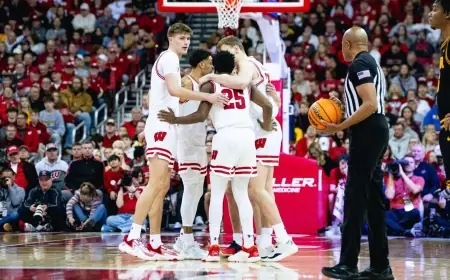 Wisconsin Vs Oregon — Oregon’s 85-71 Win Hands Momentum to the Ducks and Forces Questions About Wisconsin’s Shooting and Turnovers