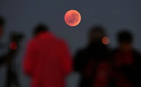 Total Lunar Eclipse Blood Moon: Where to See the total lunar eclipse blood moon in the Early Hours of March 3