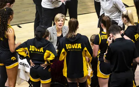 Illinois Vs Iowa: Hawkeyes Host Young Illini in High-Stakes Big Ten Clash at Carver-Hawkeye Arena