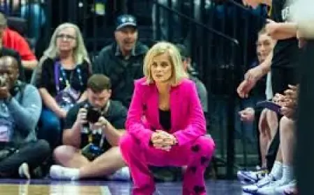 Kim Mulkey Coverage Blocked as 'Browser Not Supported' Message Prevents AP Poll and Bracketology Access