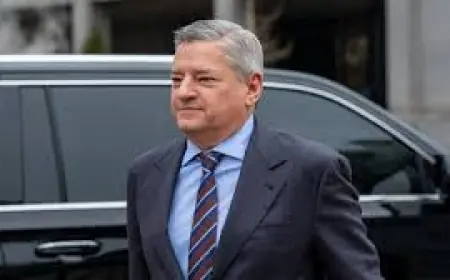 Netflix Stock Outlook Shifts as Paramount Emerges Victorious in Warner Bros. Discovery Bidding and Netflix Backs Out