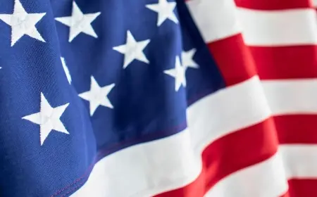 Allegiant launches Dolly Parton-themed Flight 925 from Sanford to Dollywood