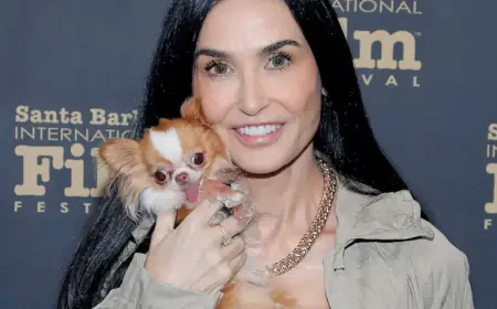 Demi Moore Stuns with Edgy Bob at Milan Fashion Week