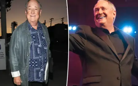 Music Icon Neil Sedaka, 83, Hospitalized in Los Angeles