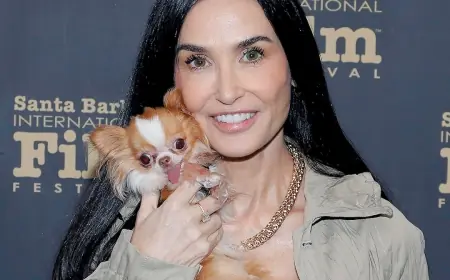 Demi Moore Is Nearly Unrecognizable With Edgy Bob at Milan Fashion Week