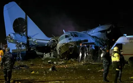 Plane Crash Near El Alto Kills At Least 11 as Cash Cargo Triggers Chaotic Scene