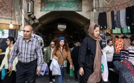 Countries Urge Citizens to Exit Iran Amid US Force Threat