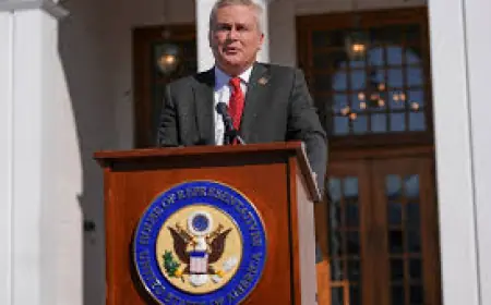 Bill Clinton Deposition fallout: Boebert defends photo, committee says no more pictures