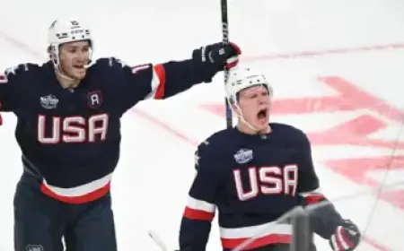 WBC: Teruaki Sato Replaced After Hitless at Bats, Shines in Pre-Game BP