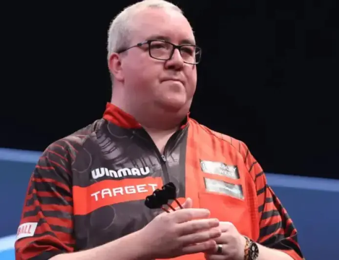 Bunting Discloses Surprise A&E Visit on Christmas Day During Darts Championship