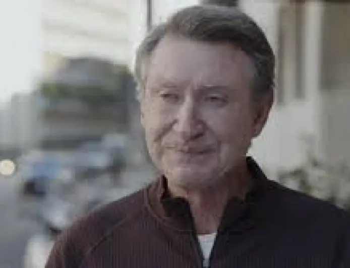 Wayne Gretzky (wayne gretzky) on the Gold Medal game and family time in Milan