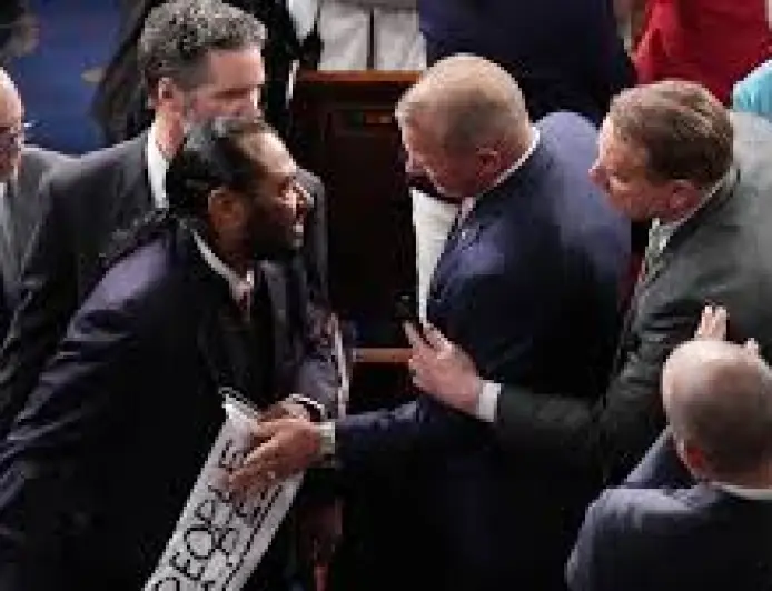 Al Green ejected from State of the Union after holding 'Black people aren't apes!' sign